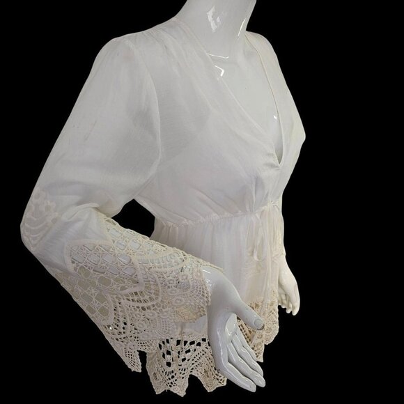 BCBG MAX AZARIA Tops - BCBG MaxAzaria White Lace Boho Top + Cami Cotton Drawstring Waist V Neck Women S